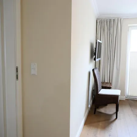 Brandenburger Strasse 5b, Whg.6 아파트